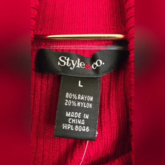 Macy's Red Turtleneck Sweater with Ribbed Texture Long Sleeves Nwt Large - Picture 3 of 9